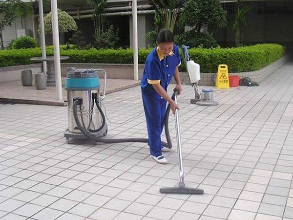 物業保（bǎo）潔